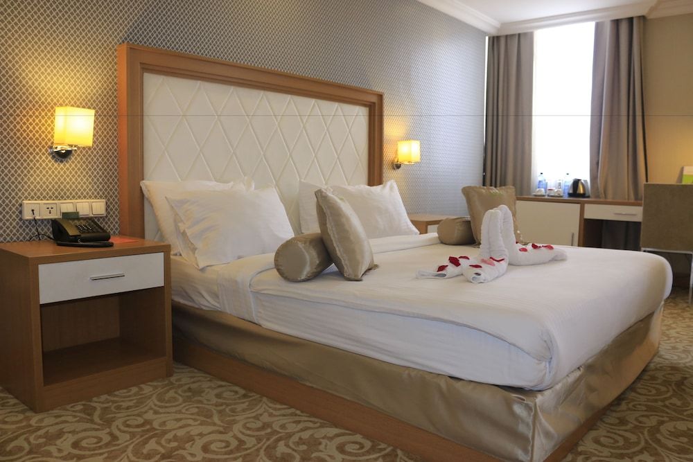 undefined Momona Hotel