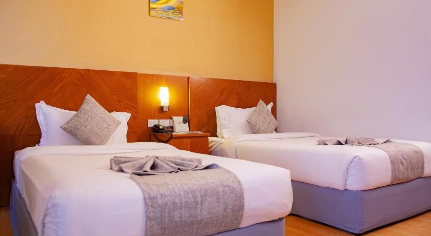 Azzeman Hotel Twin Room 4