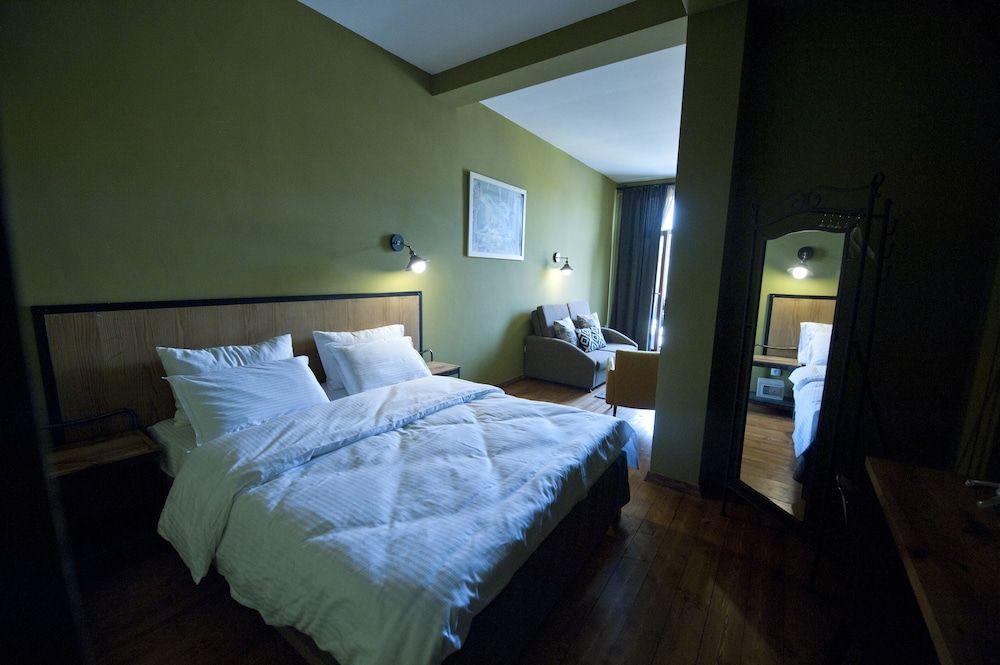 undefined Hotel 27
