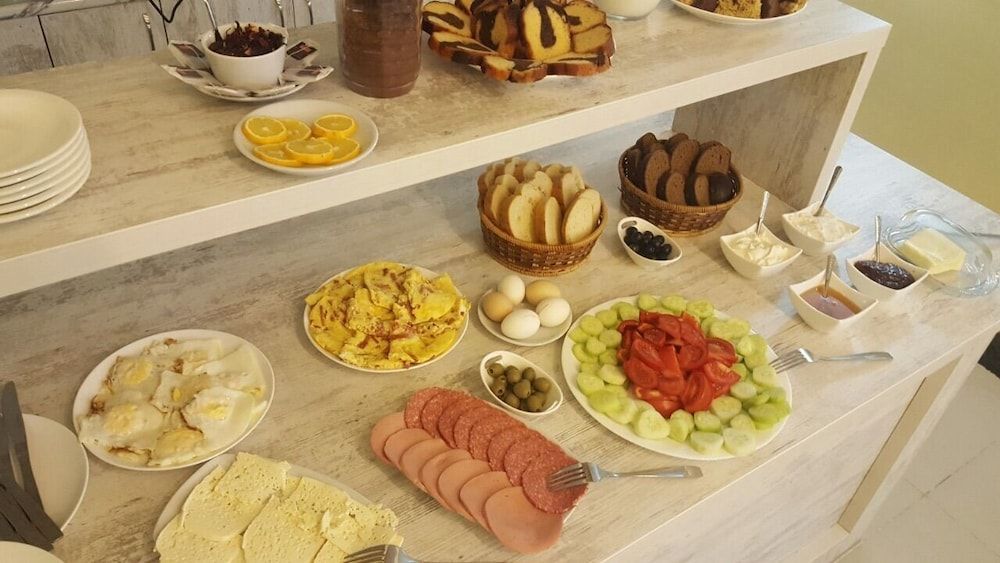 undefined Tiflis Metekhi Hotel 8