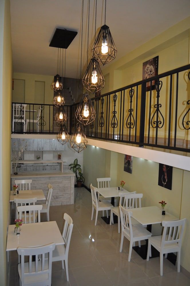 undefined Tiflis Metekhi Hotel 10