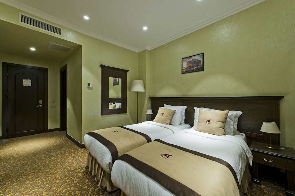 Colosseum Marina Hotel Standard Twin Room 2