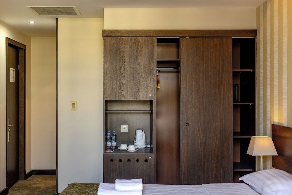 Hotel Citrus Standard Double or Twin Room 8