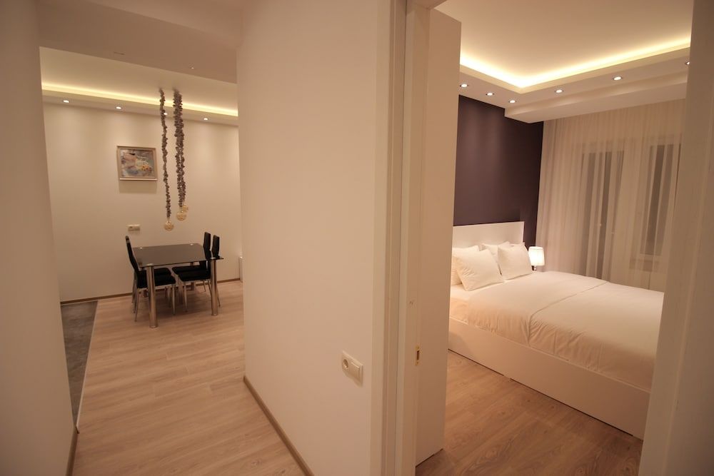 Maxela Apartments Superior Apartment, Balcony 3