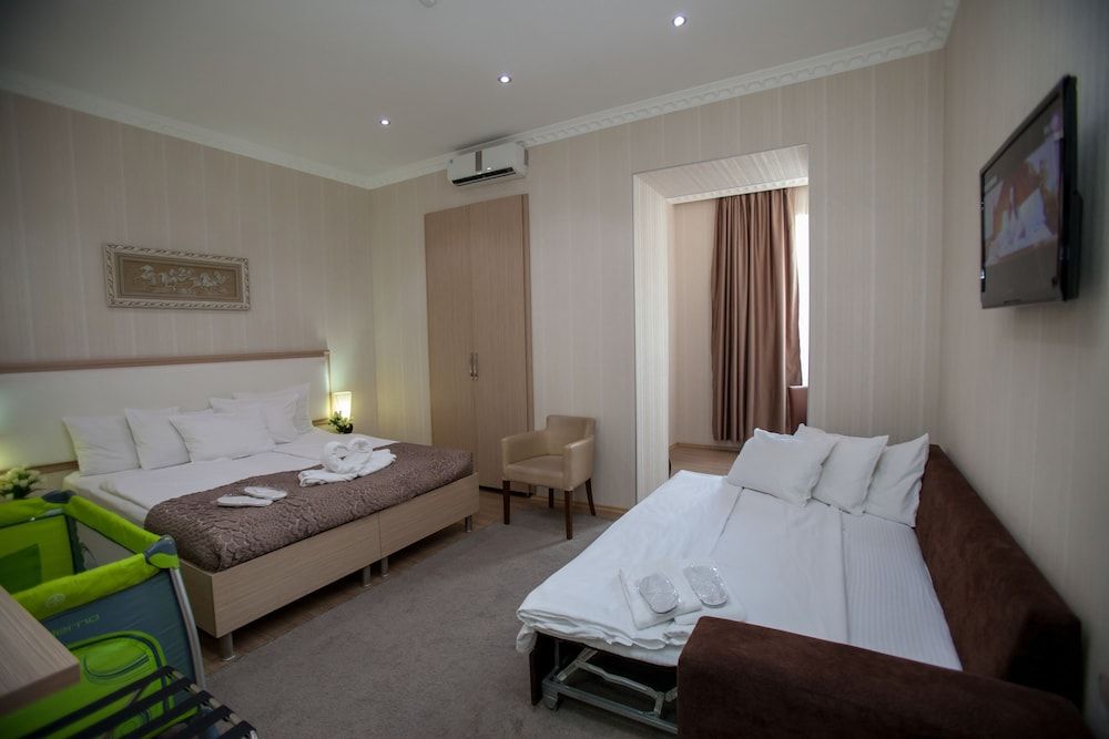 undefined Rustaveli Palace 5