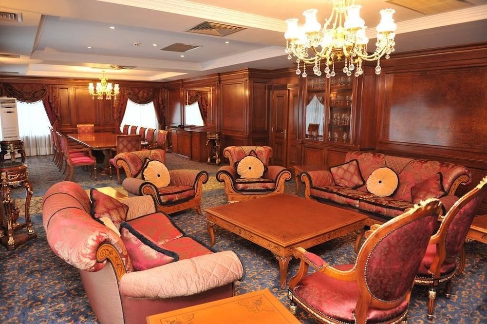Presidential Suite