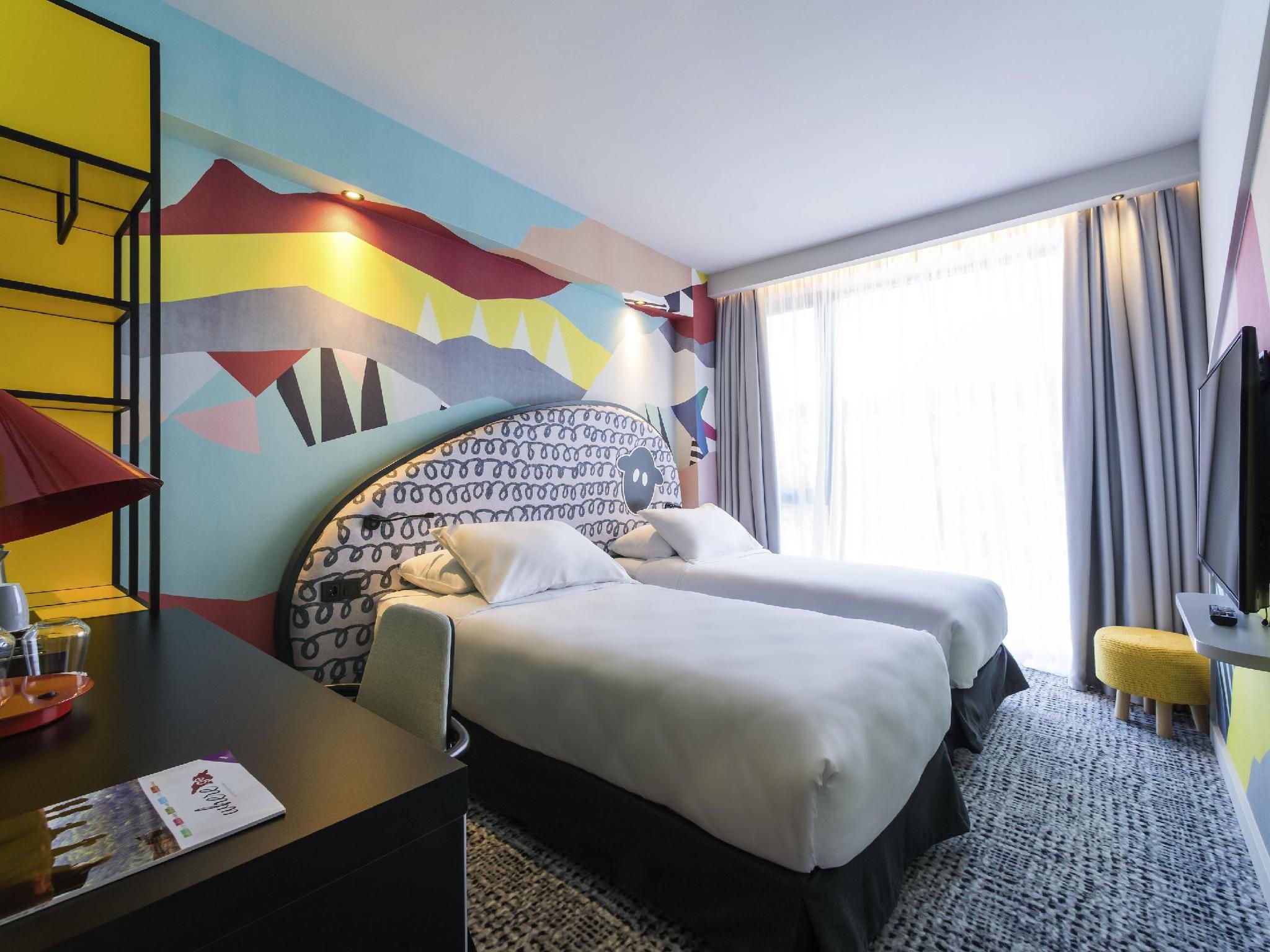 Standard Twin Room