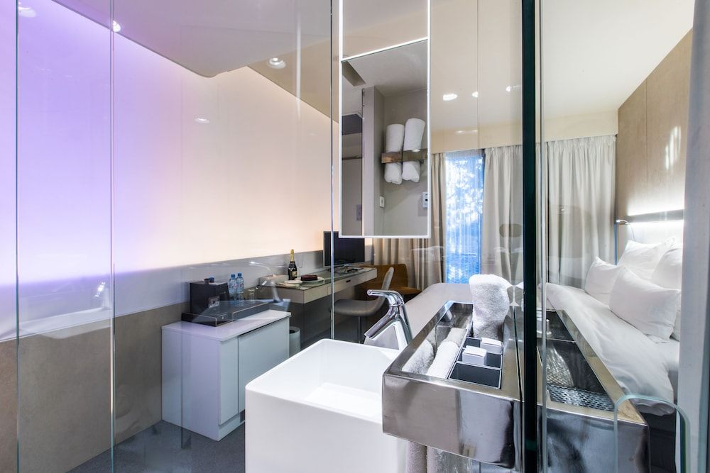 The Grove Design Hotel Standard Room (Mood) 3