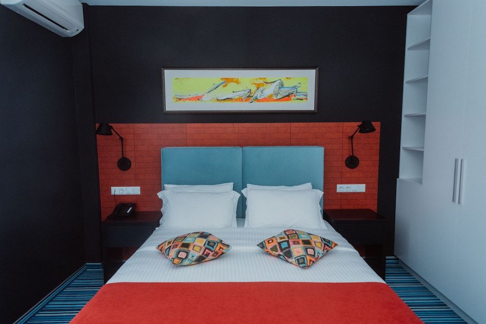 Tangerine Apart Hotel Batumi Standard Double Room 3