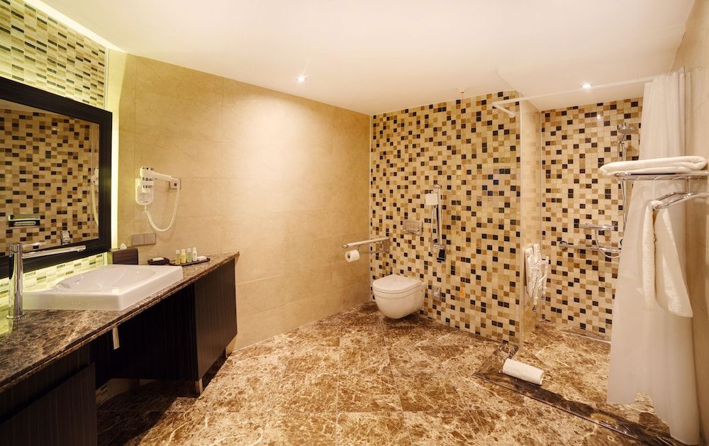 Standard Room, 1 King Bed, Accessible, River View