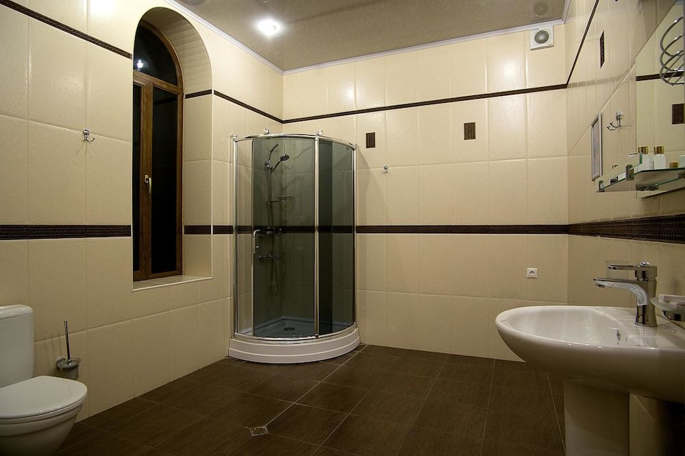 Coral Boutique Hotel Classic Twin Room 3