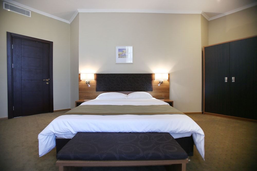 Tskaltubo Plaza Suite 3