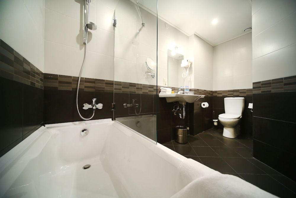 Tskaltubo Plaza Suite 4