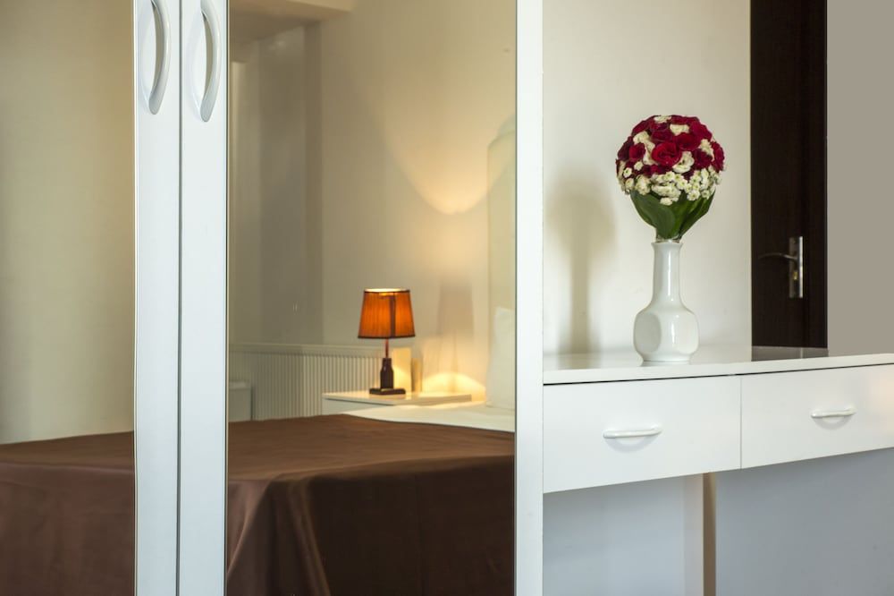 Hotel Grand Palace Tbilisi Standard Double or Twin Room 8