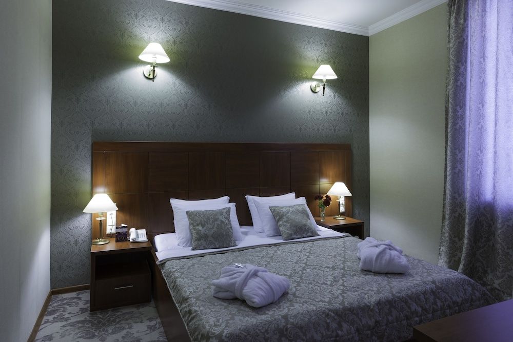 Astoria Tbilisi Hotel Standard Double or Twin Room 4