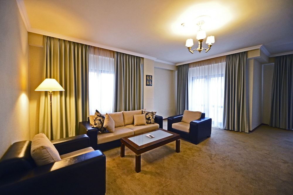 undefined Astoria Tbilisi Hotel 3