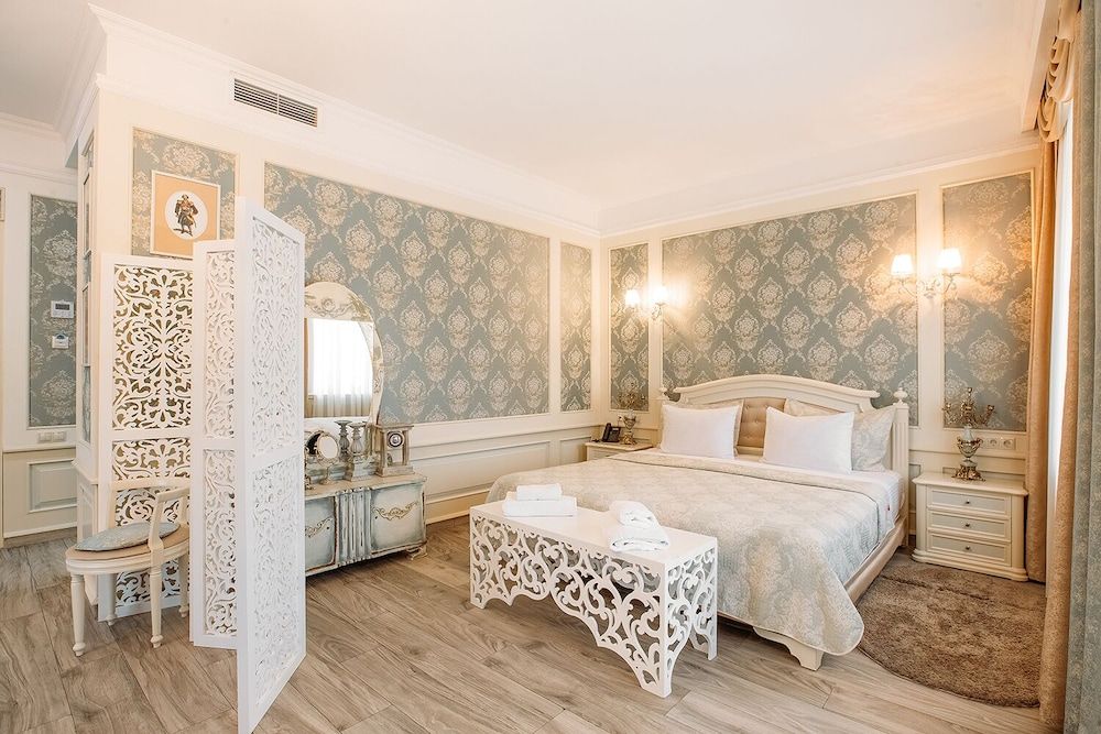 undefined Aivani Hotel 3