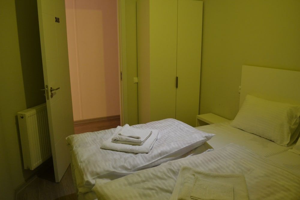 Rustaveli 36 Hotel Standard Double Room 2