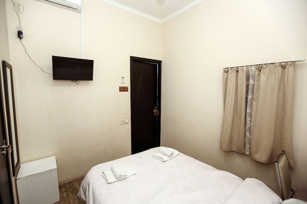Rustaveli 36 Hotel Economy Double Room 6