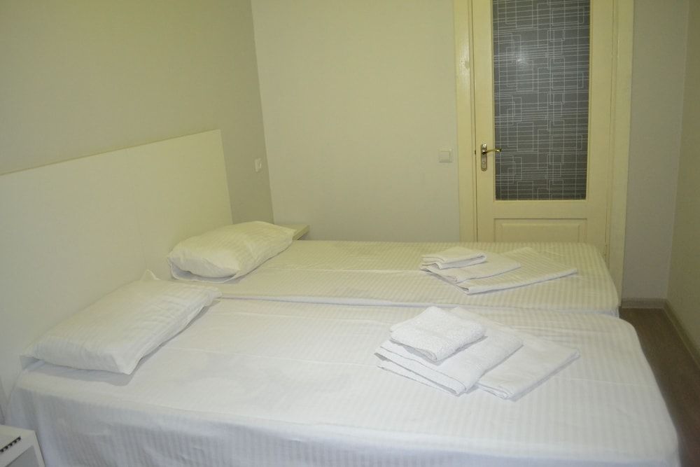 Rustaveli 36 Hotel Standard Double Room 13