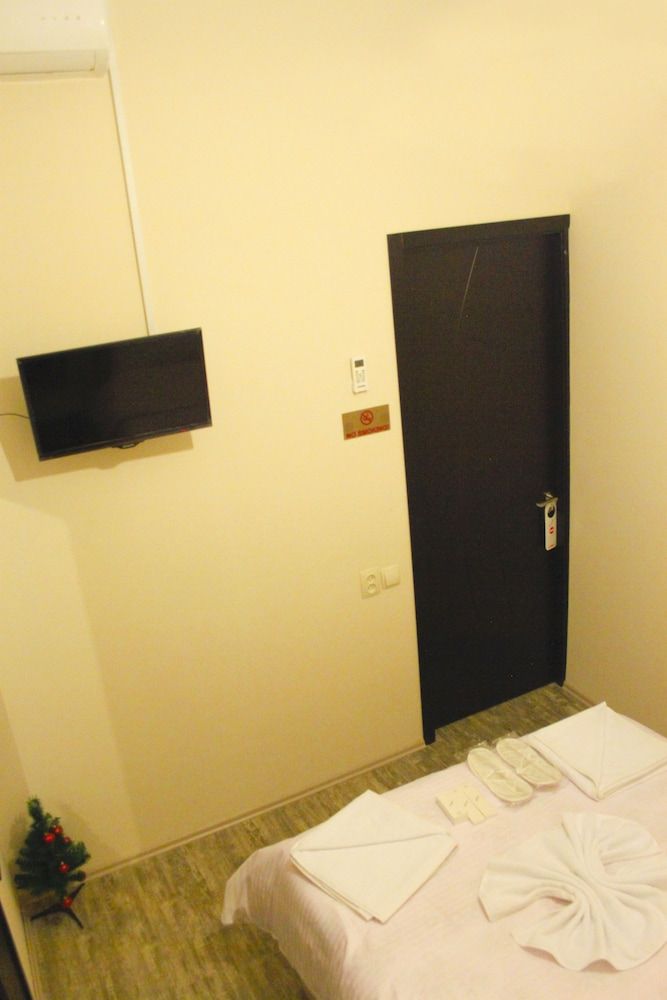 Rustaveli 36 Hotel Economy Double Room 20