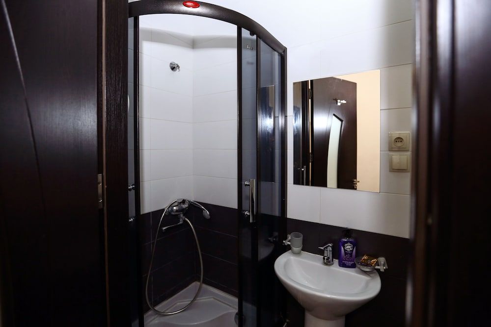 Rustaveli 36 Hotel Economy Double Room 15