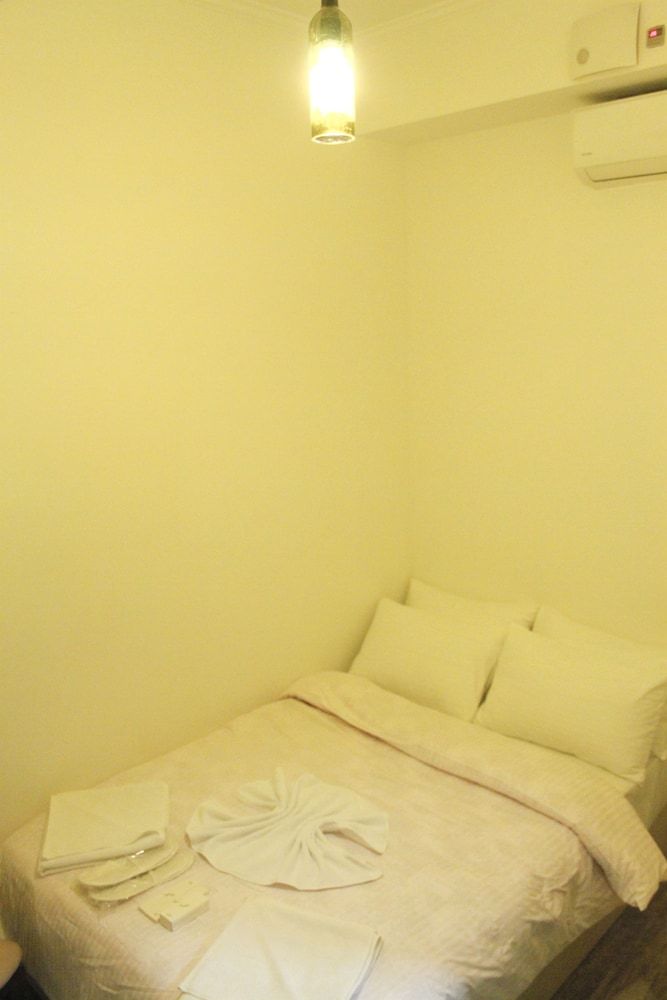Rustaveli 36 Hotel Economy Double Room 2