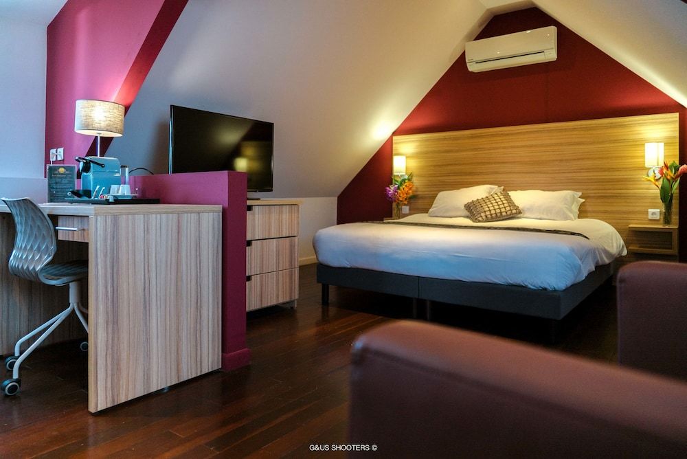 Eclipse La Belle Etoile Premium Room: Premium Room Eclipse with 1 Large Bed 3