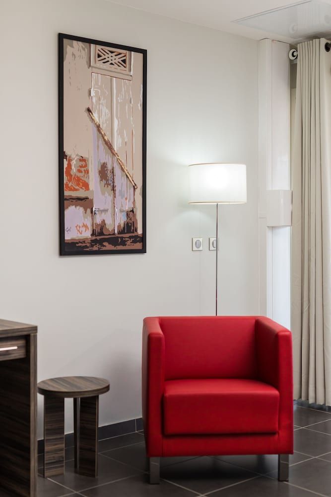 Eclipse La Belle Etoile Suite Confort, 1 large bed, balcony and kitchen 8