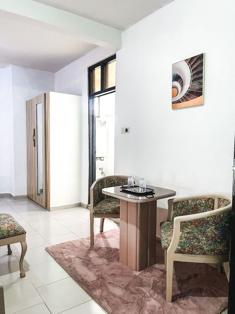 Hill View Hotel McCarthy Hills Deluxe Suite 10