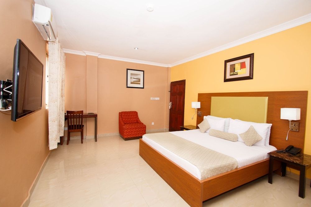Double Room, City View, Balcony