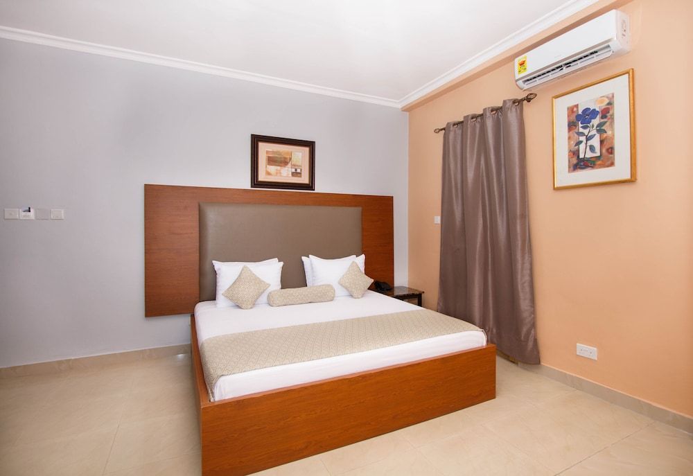 Prestige Suites