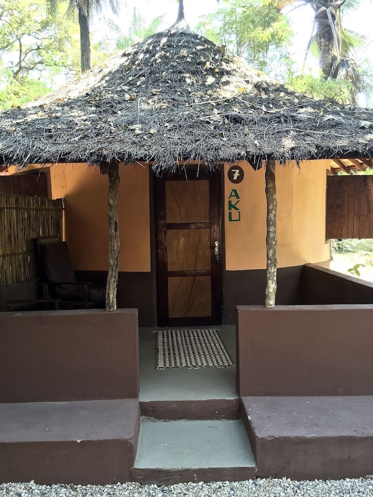 Nemasu Eco-Lodge Traditional Triple Room, 1 Bedroom, Partial Sea View, Garden Area 8