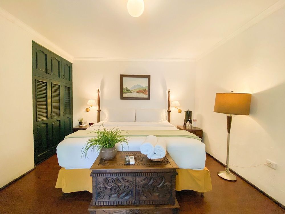 El Carmen Hotel Deluxe Double Room, 1 King Bed 4