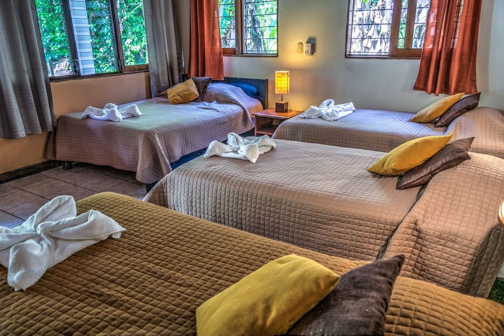 Hotel Jaguar Inn Tikal Family Room 3