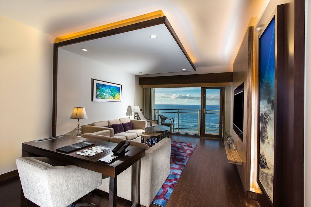 Dusit Thani Guam Resort Executive Suite, 2 Double Beds- Children (6-11 yrs old) will incur additional charge for breakfast 5