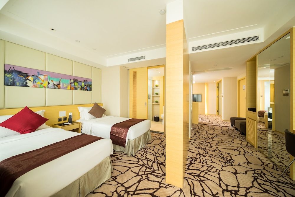 undefined Eco Tree Hotel 4