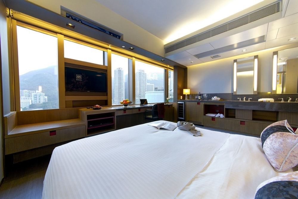 Wanchai 88 Hotel Executive Room, 1 Queen Bed, Mountain View