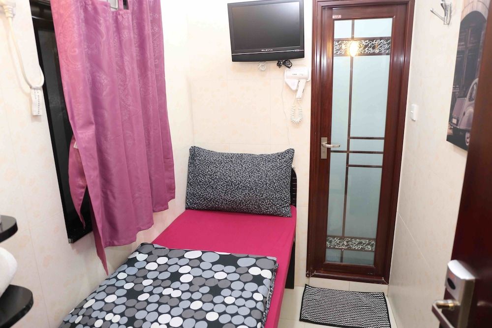 Deluxe Single Room