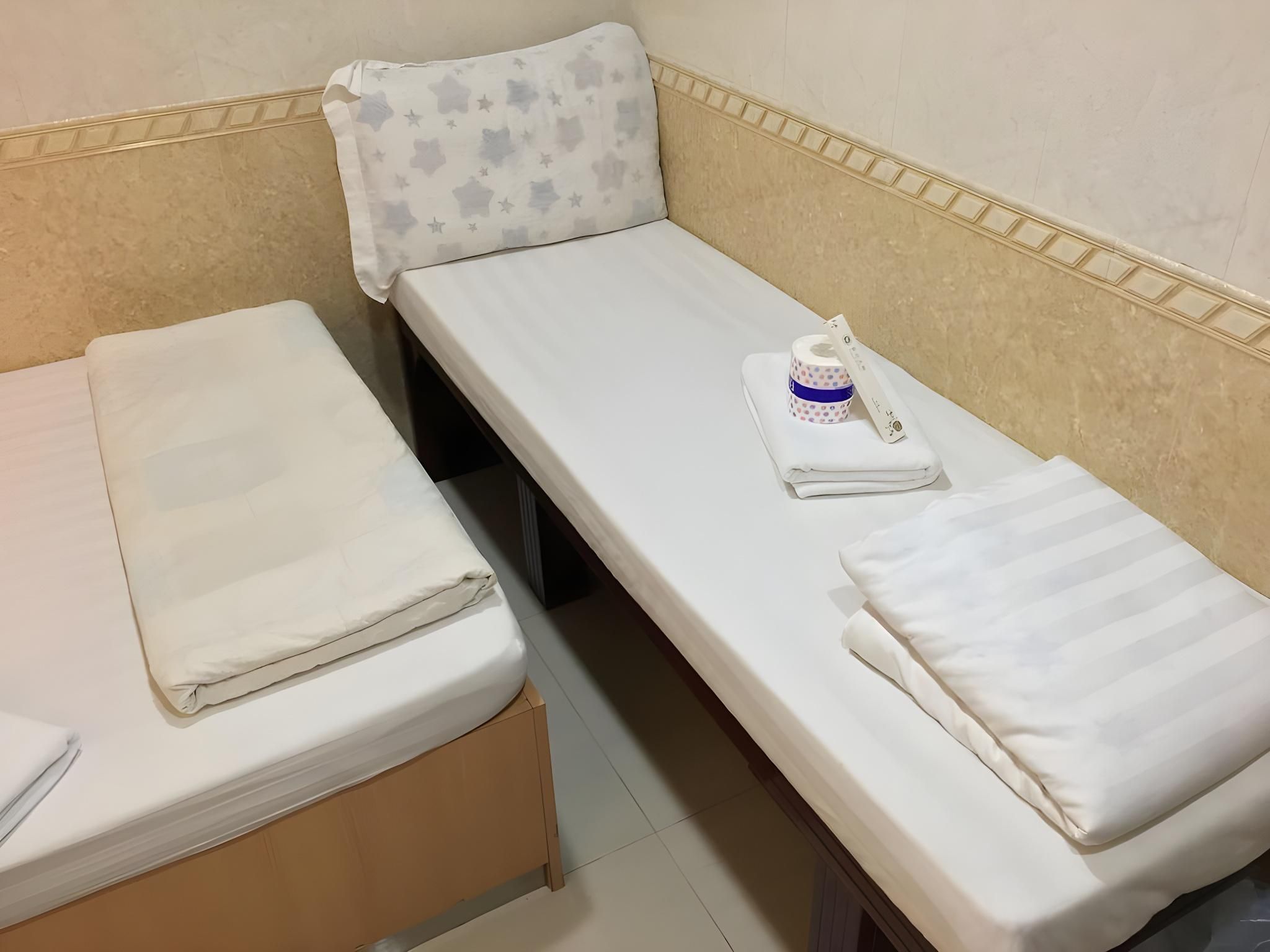 undefined Everest Guest House 8