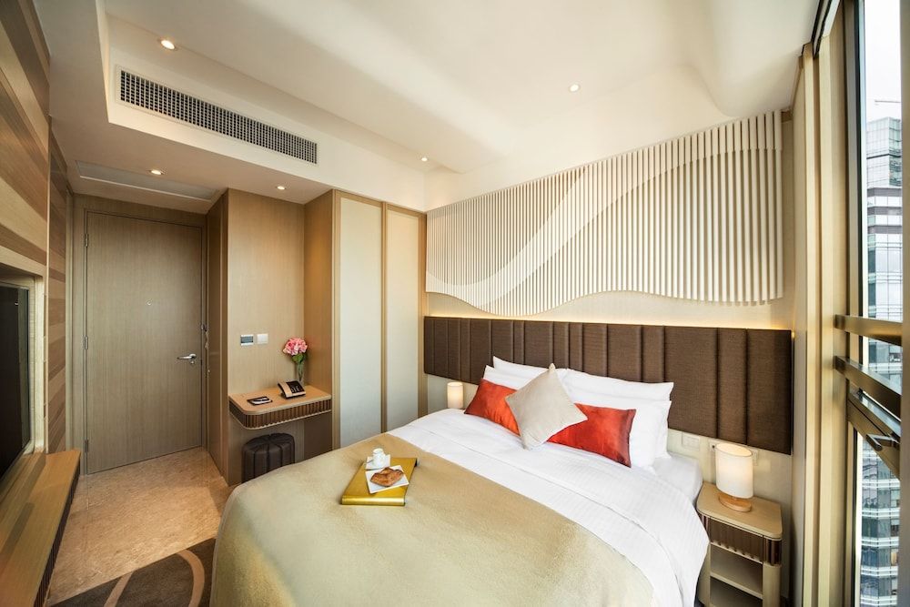 undefined Burlington Hotel 5