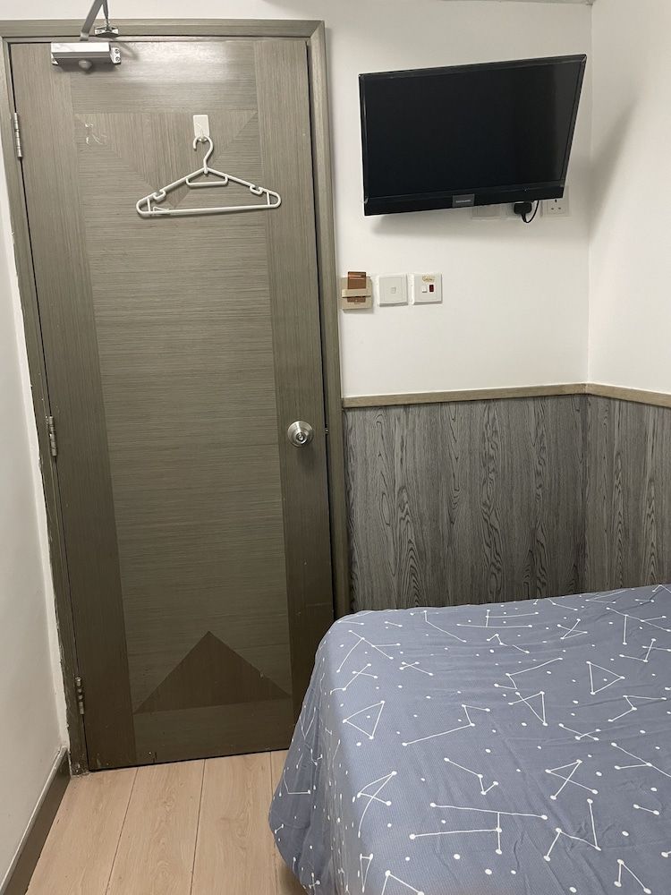 Basic Single Room