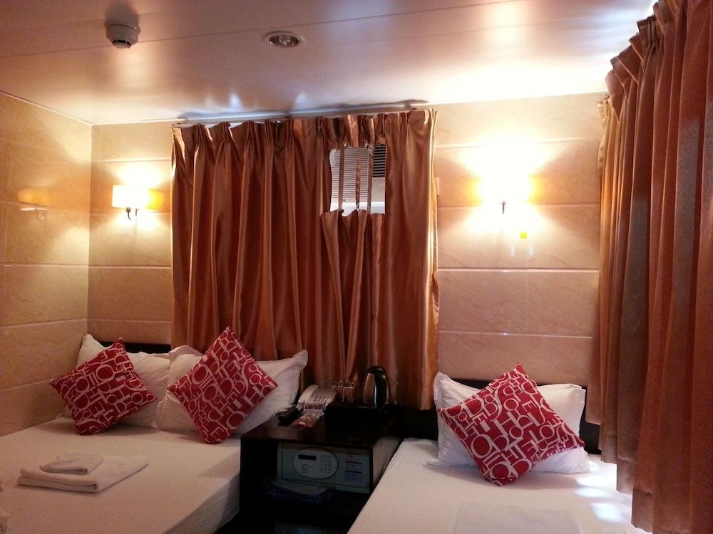 Comfort Triple Room