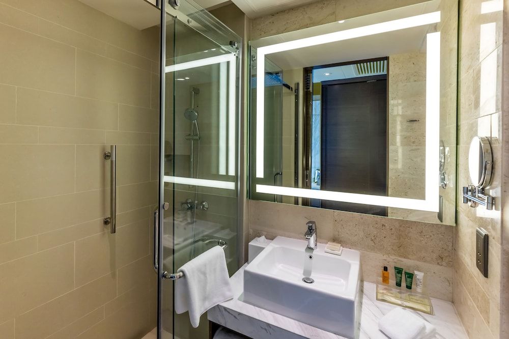 Hilton Garden Inn Hong Kong Mongkok Room, 1 King Bed (Guest) 6