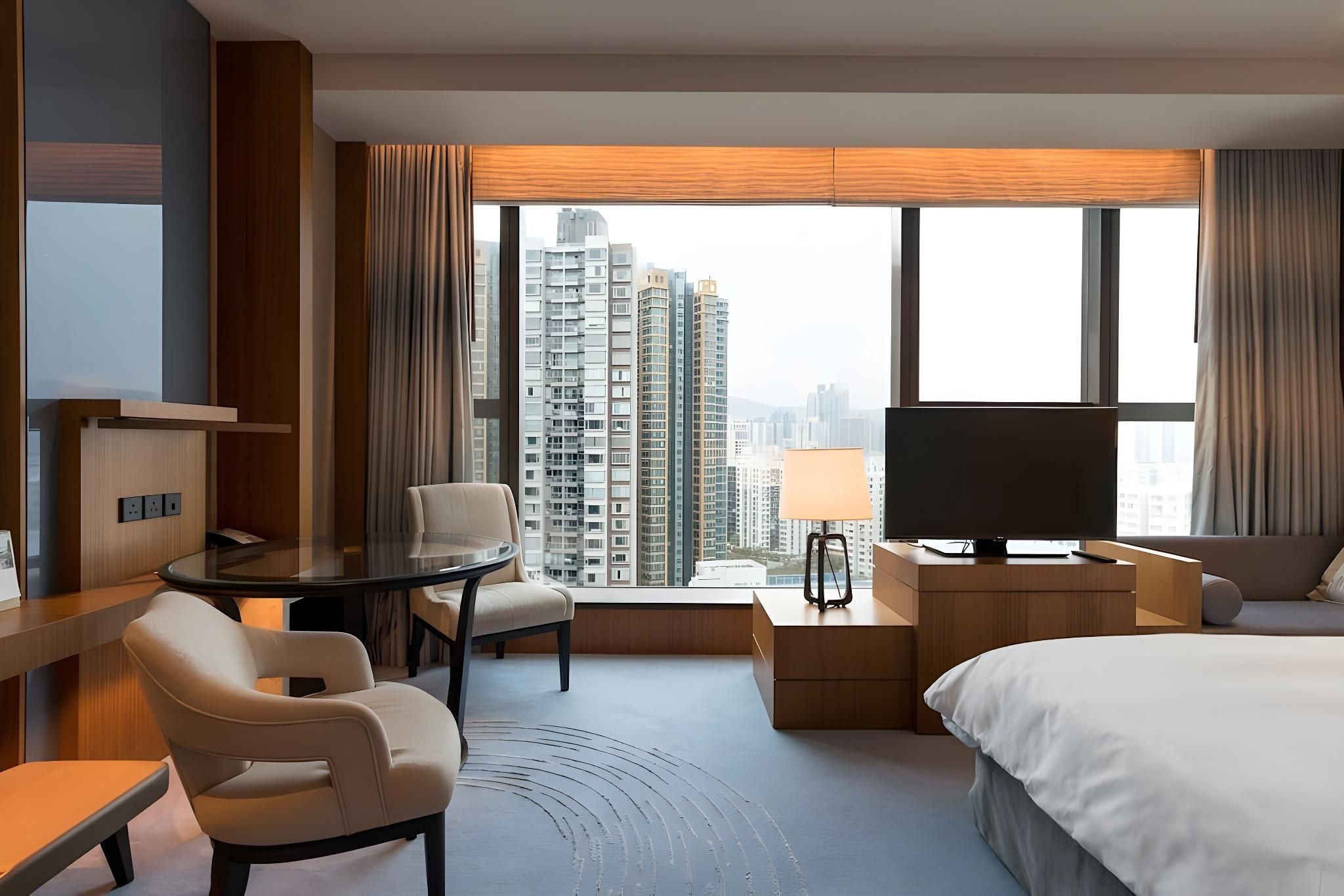Premier City View Room - King