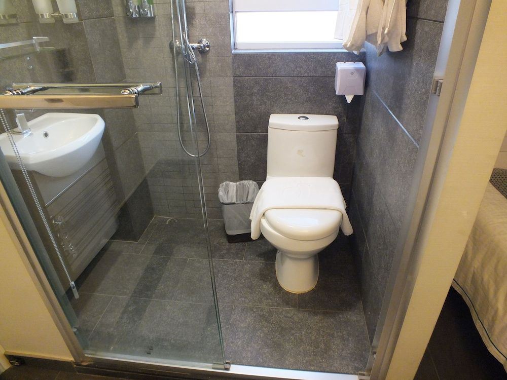 undefined Seasons Hotel - Tsim sha tsui 10