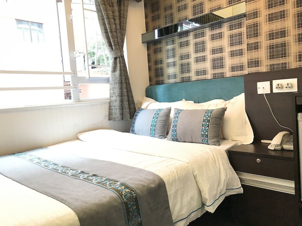 Seasons Hotel - Tsim sha tsui Standard Double Room 7