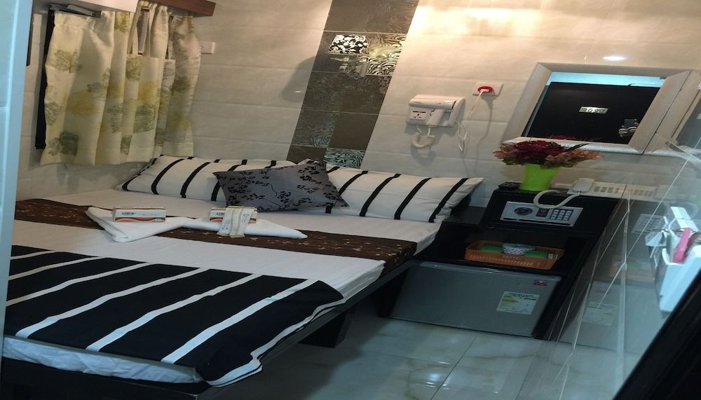 Hostel Venus Standard Double Room 7