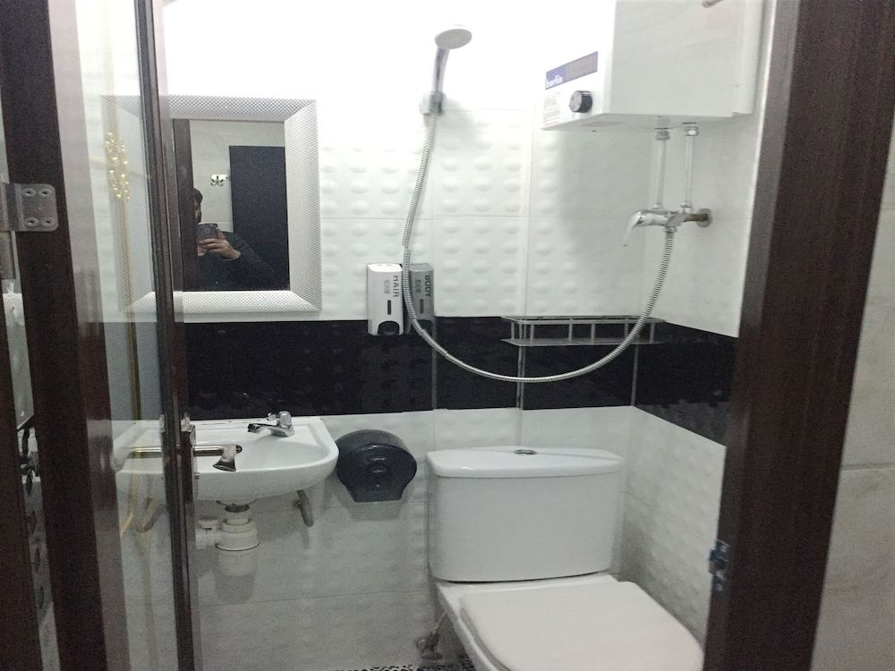 Hi-Inn Standard Double Room 15