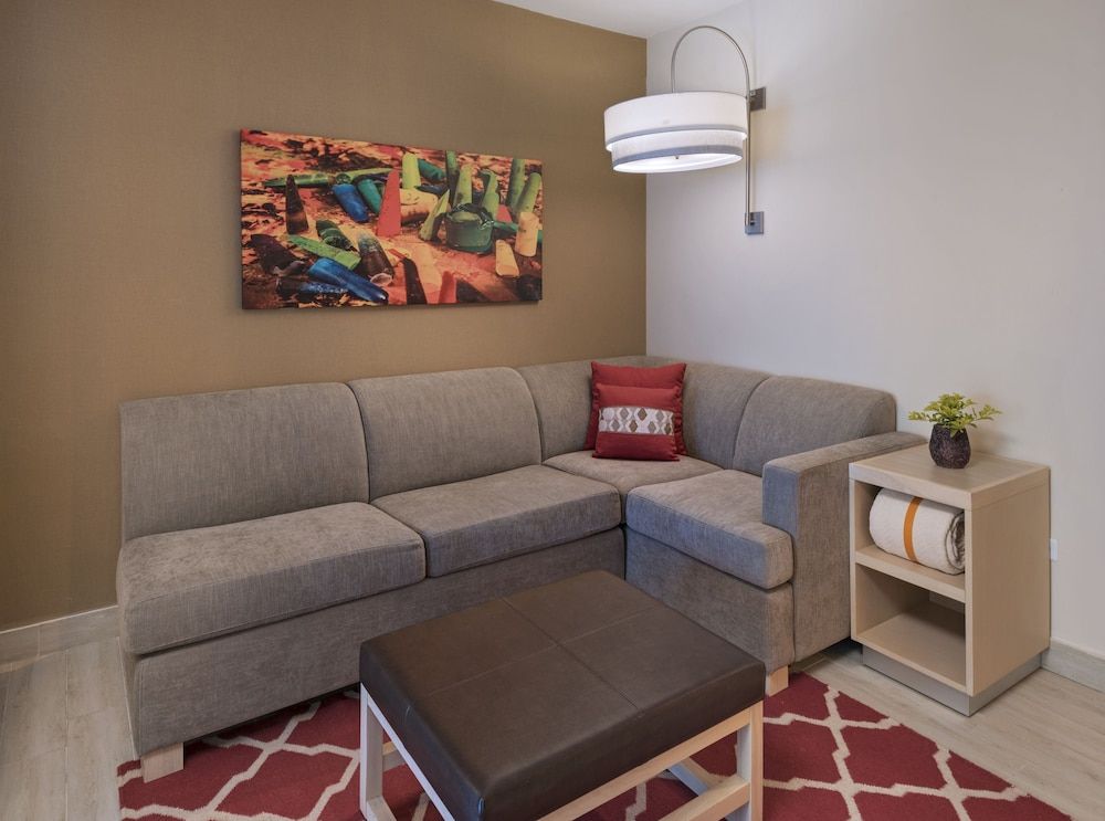 Standard Room, 1 King Bed (No Sofabed)